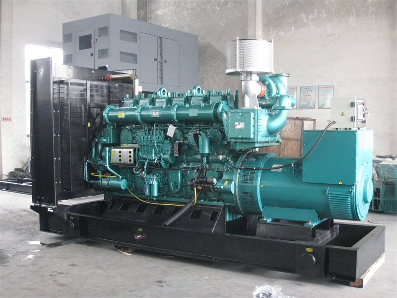 平顺200KW 柴油发电机的油耗是多少?